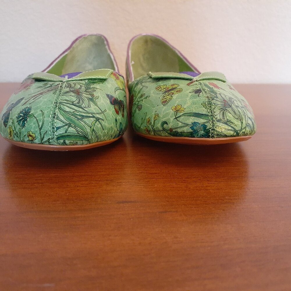 Chi by Carlos Falchi Floral Flats - Picture 9 of 11